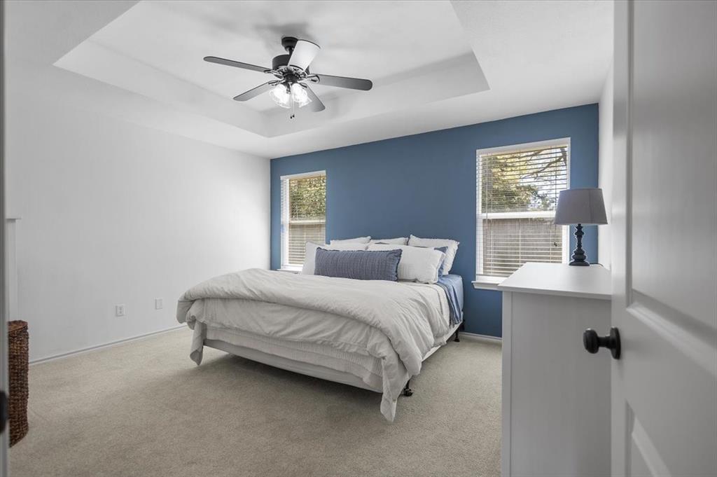 MISSION CREST - Residential