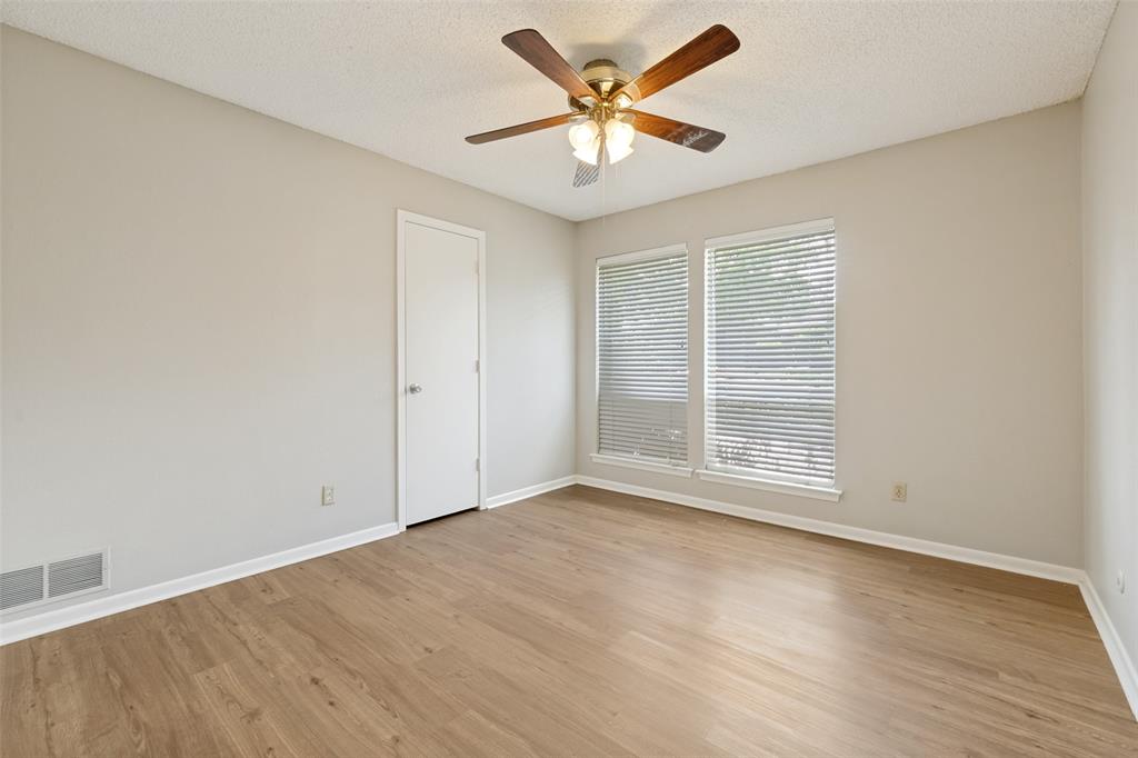 Ferris Creek Manor - Residential