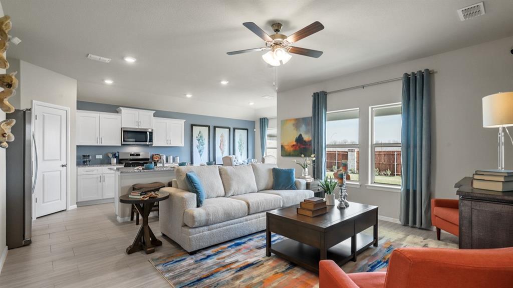 Longhorn Estates - Residential