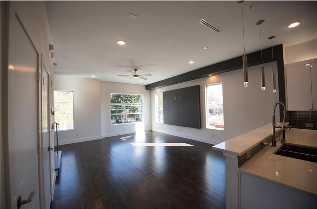 Deere Park - Residential Lease