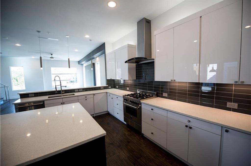 Deere Park - Residential Lease