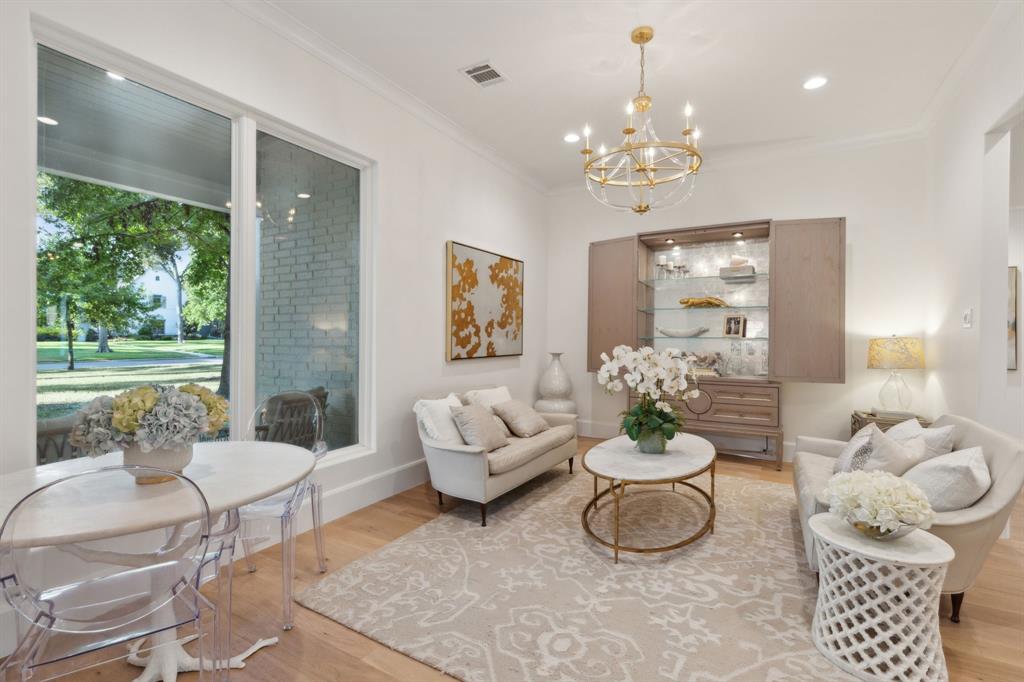Forest Hills Rev - Residential