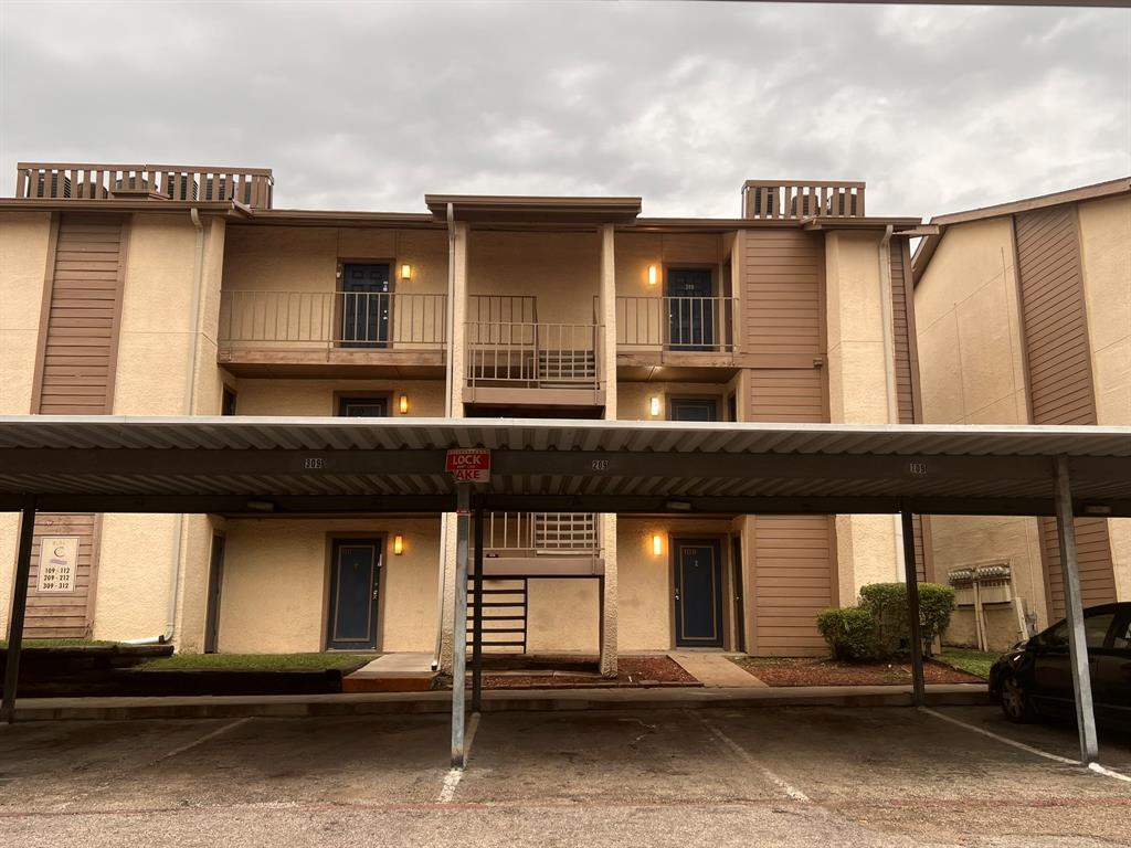 Tealwood On The Creek Condo - Residential