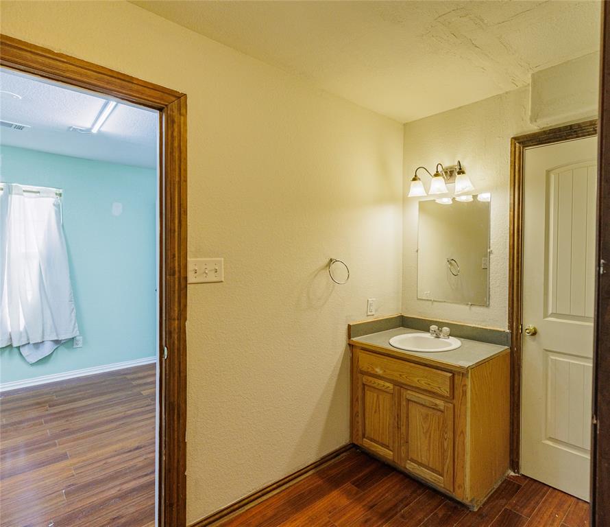 Runaway Bay Unit 7a - Residential