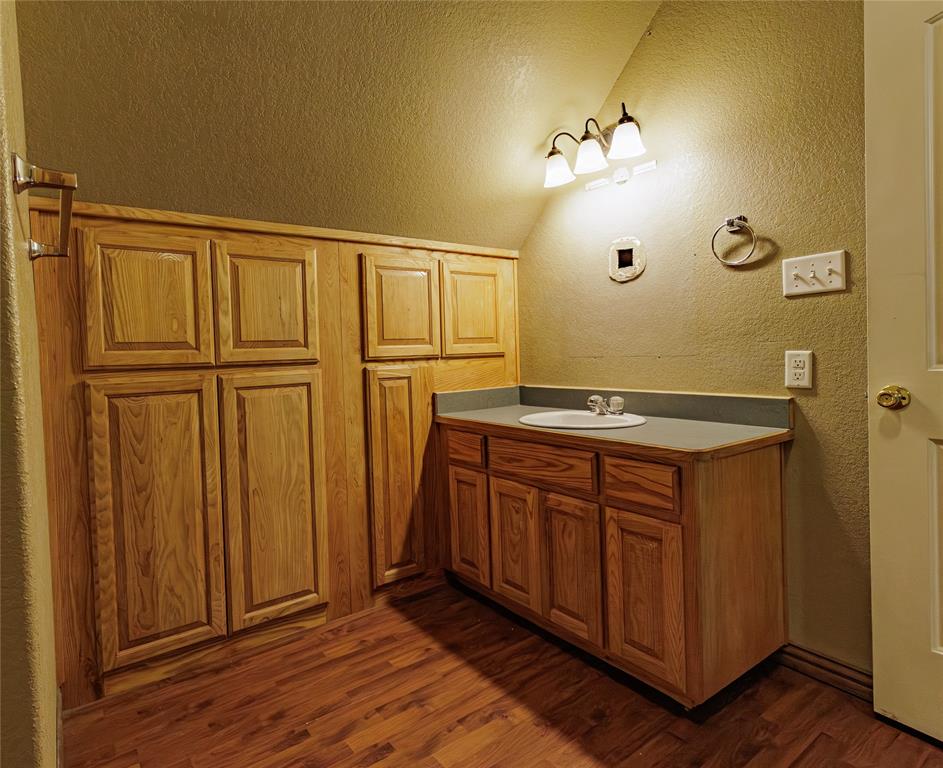Runaway Bay Unit 7a - Residential