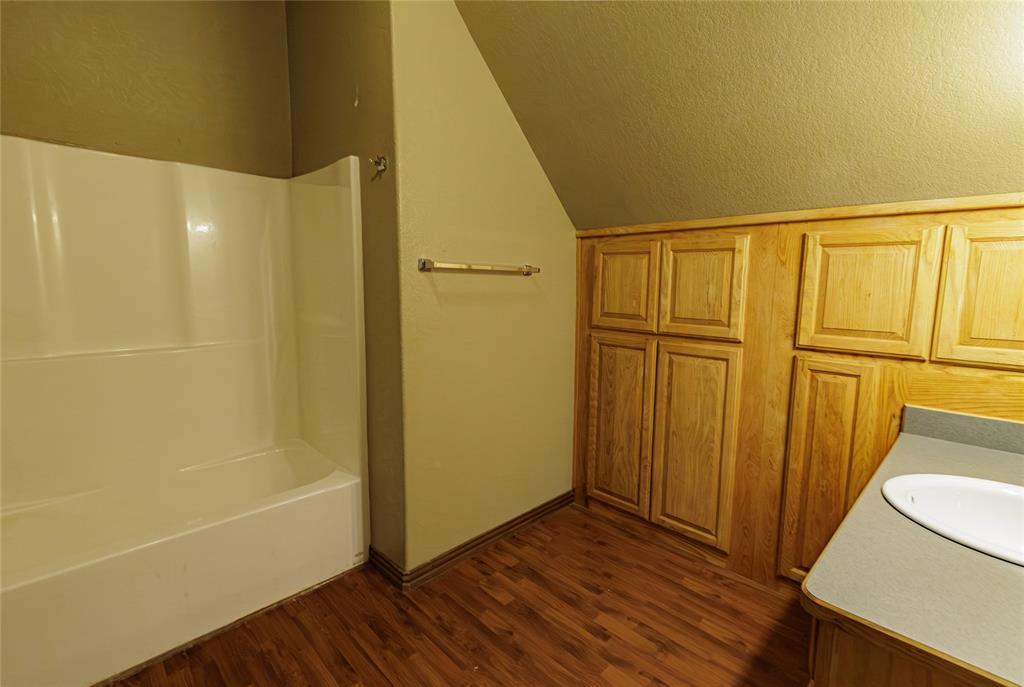 Runaway Bay Unit 7a - Residential