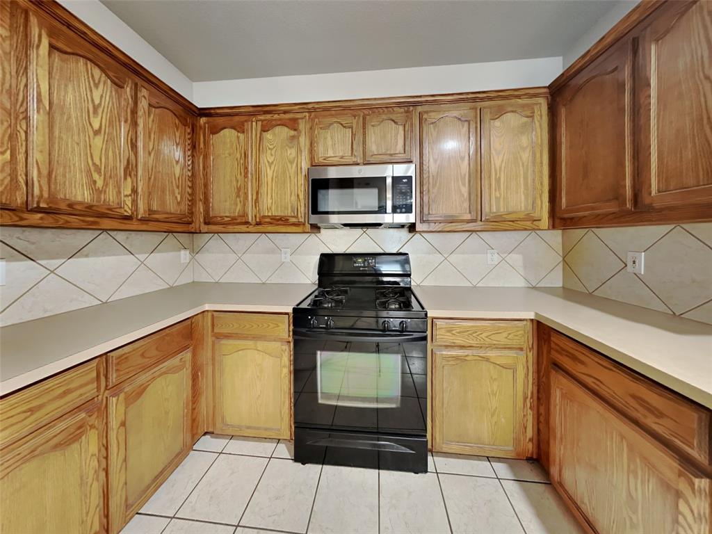 Summer Creek Ranch Add - Residential Lease