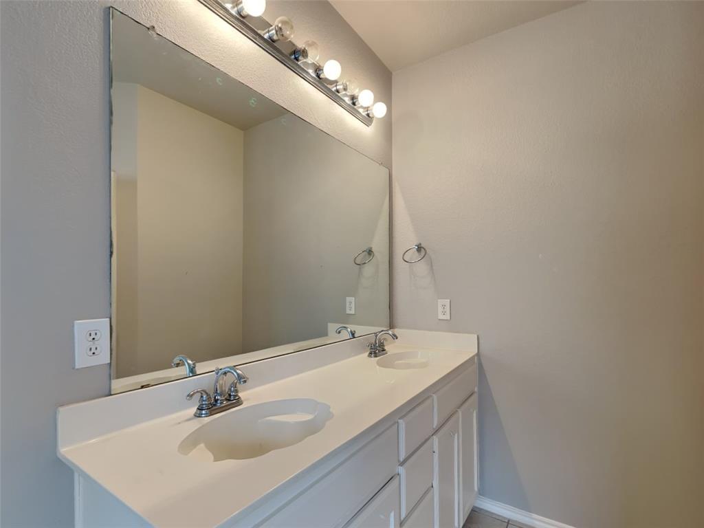 Summer Creek Ranch Add - Residential Lease