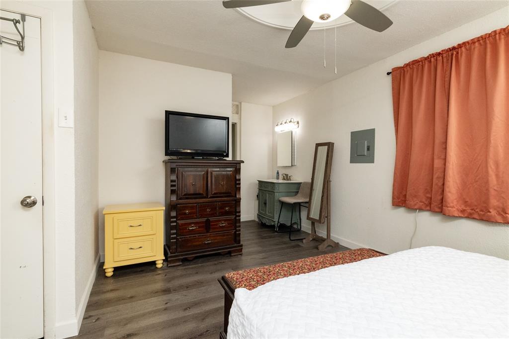 Midway Park Add - Residential