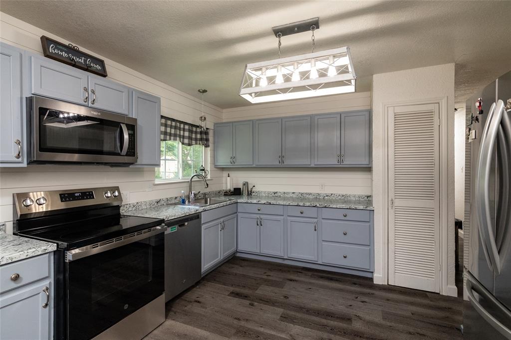 Midway Park Add - Residential