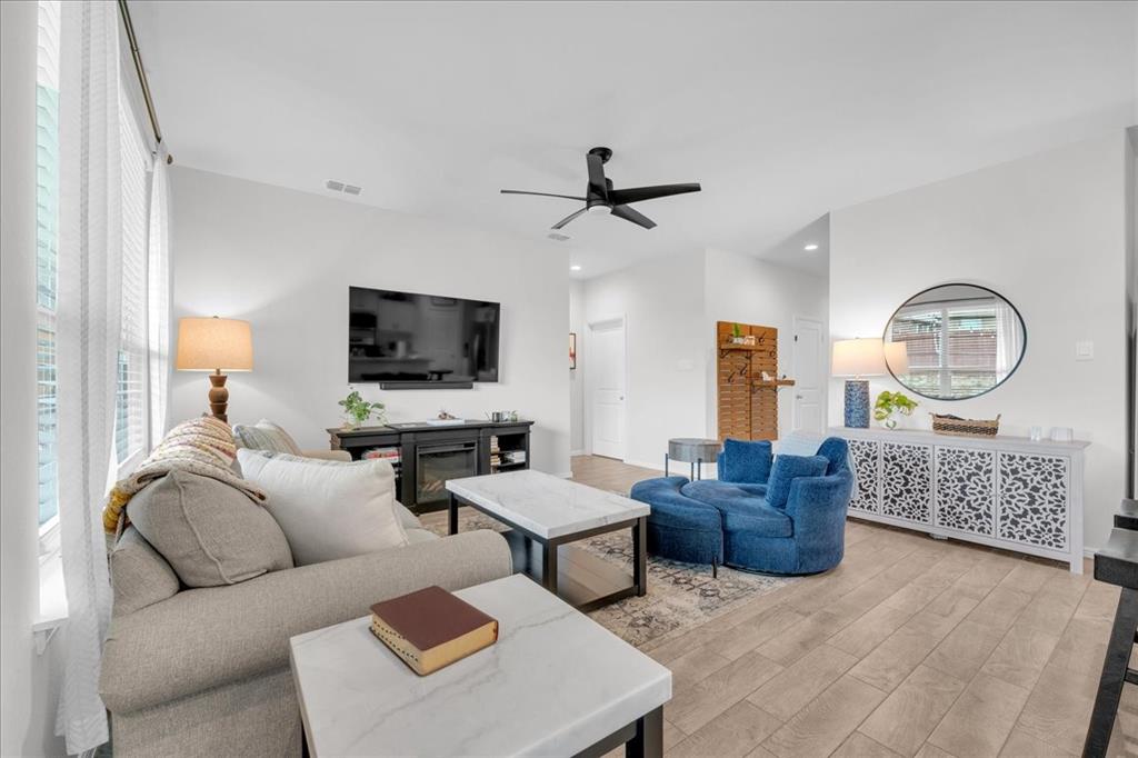 Westpoint Xing - Residential