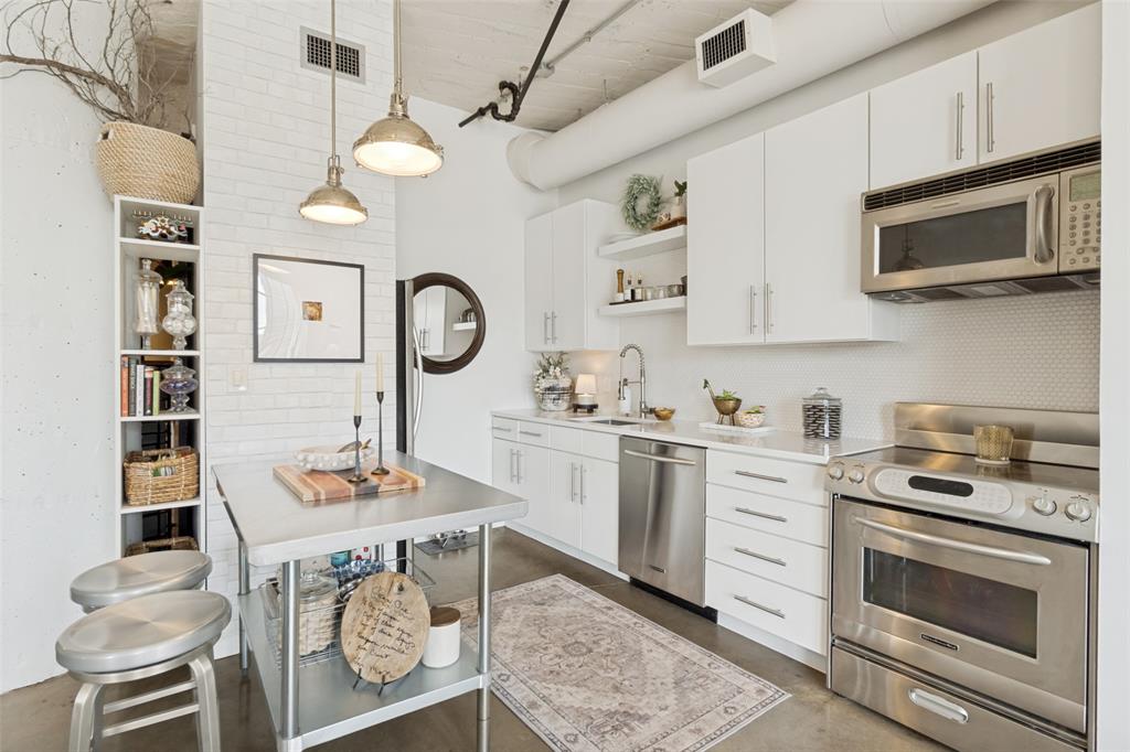 Soco Urban Loft Condo - Residential