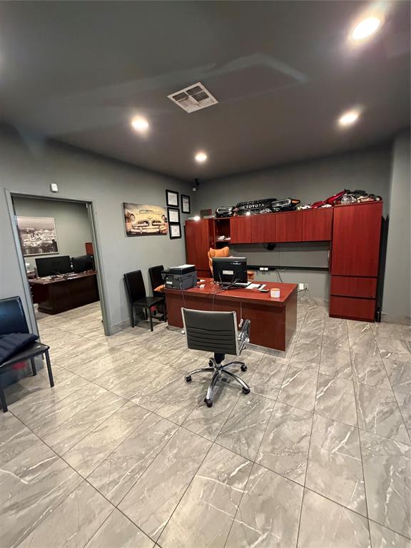 Elmtree Warehouse Condo - Commercial Sale