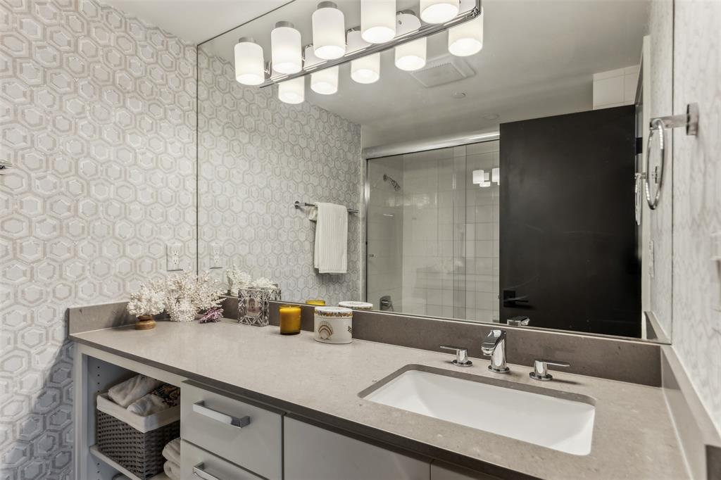 La Tour Condo - Residential