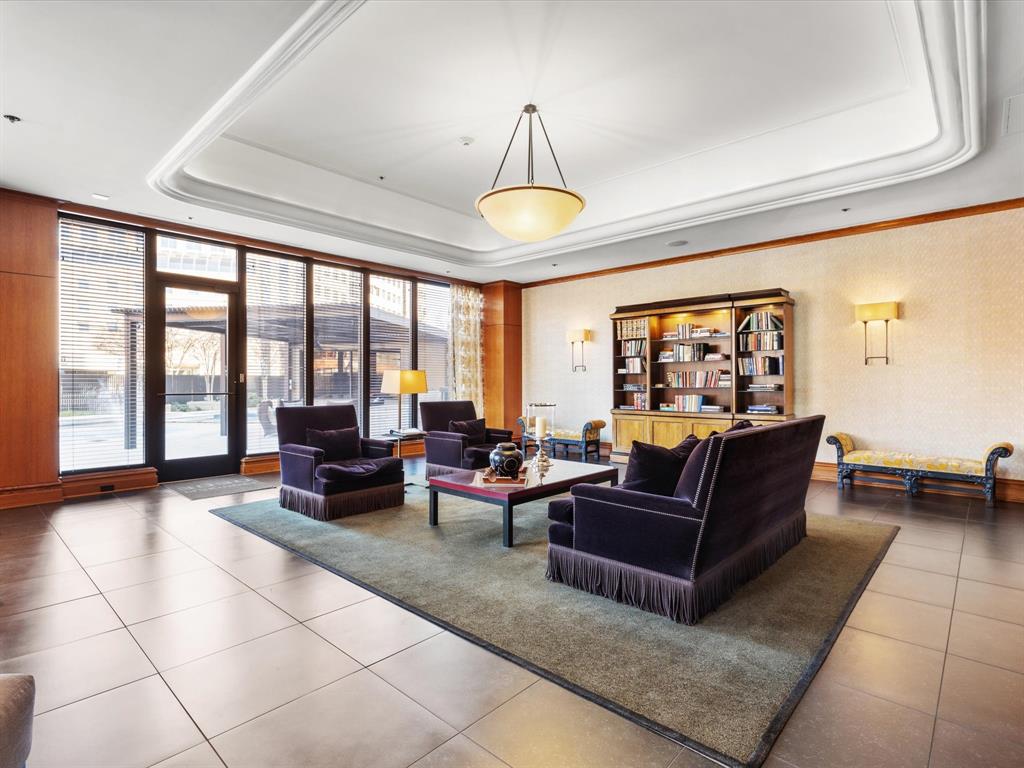 La Tour Condo - Residential