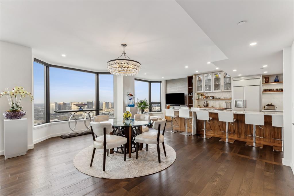 La Tour Condo - Residential