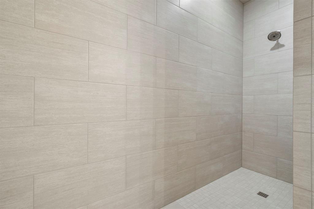 Oak Street Town Homes - Residential Lease
