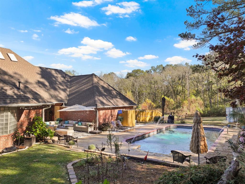 Holly Creek - Residential