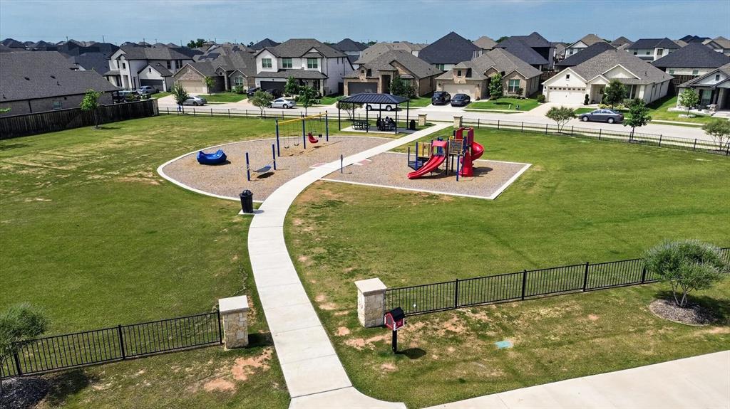 Lakepointe Ph III - Residential