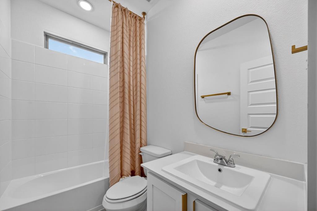 Lakepointe Ph III - Residential