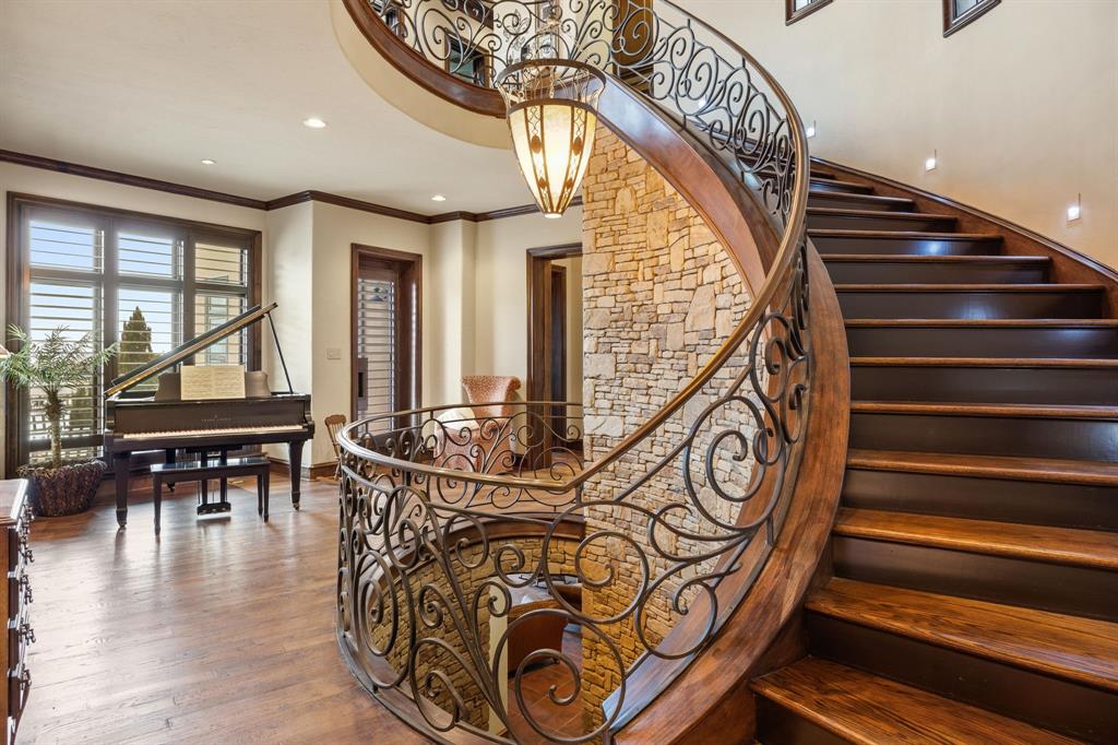 Meadow Lake Village - Residential