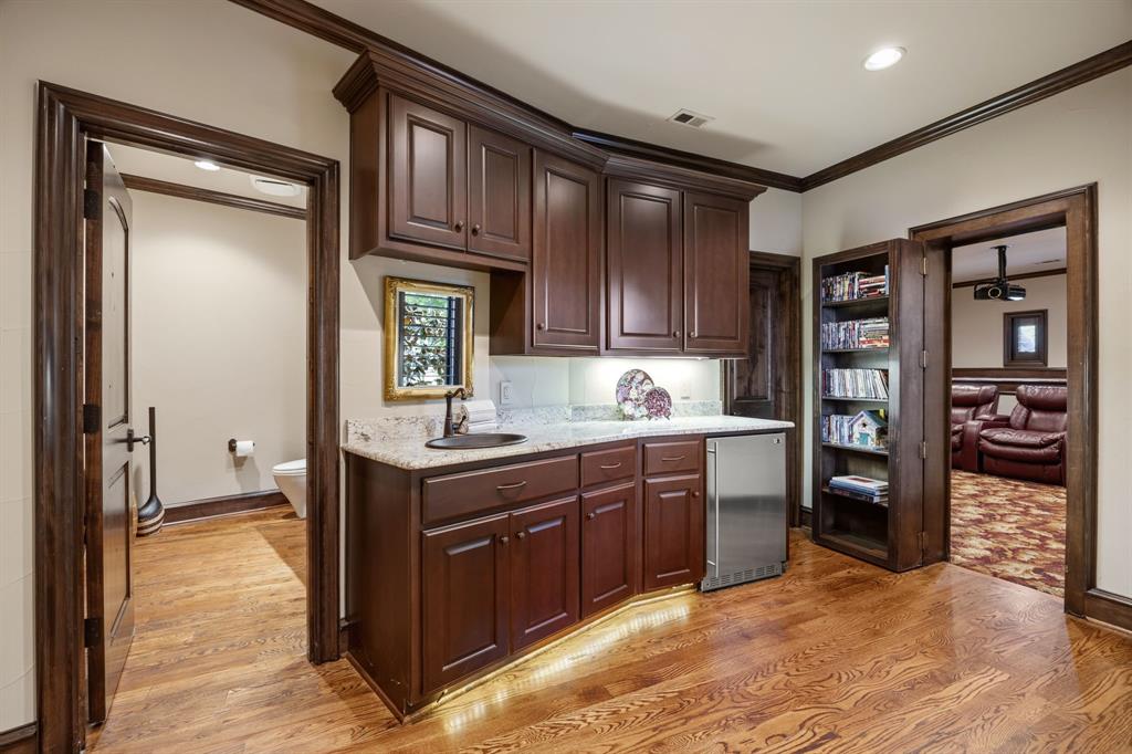 Meadow Lake Village - Residential