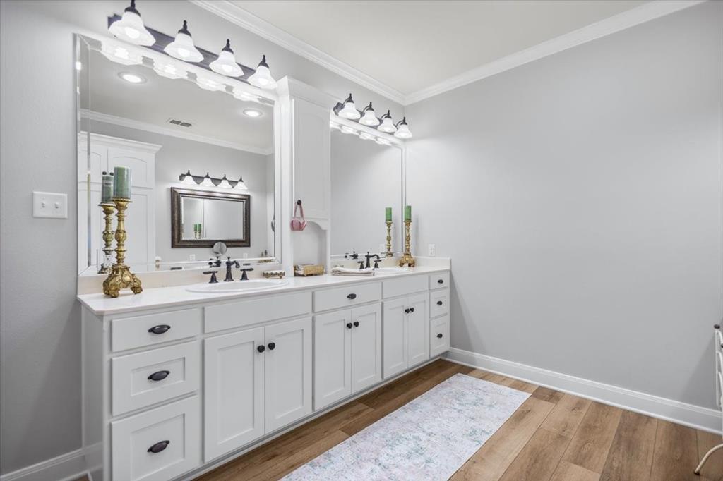 Whitehoue - Residential