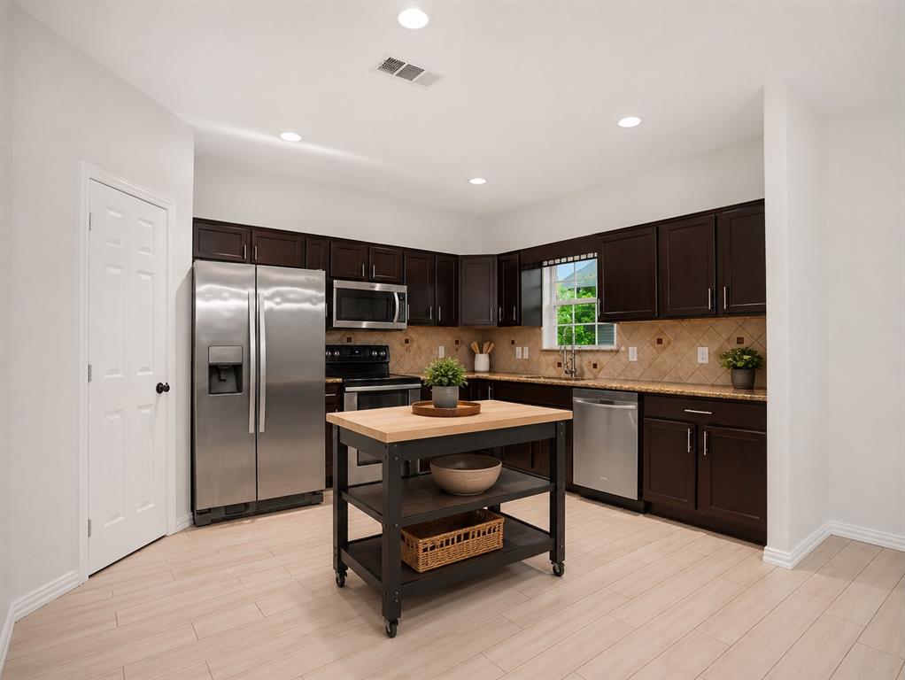 Winnetka Summit - Residential