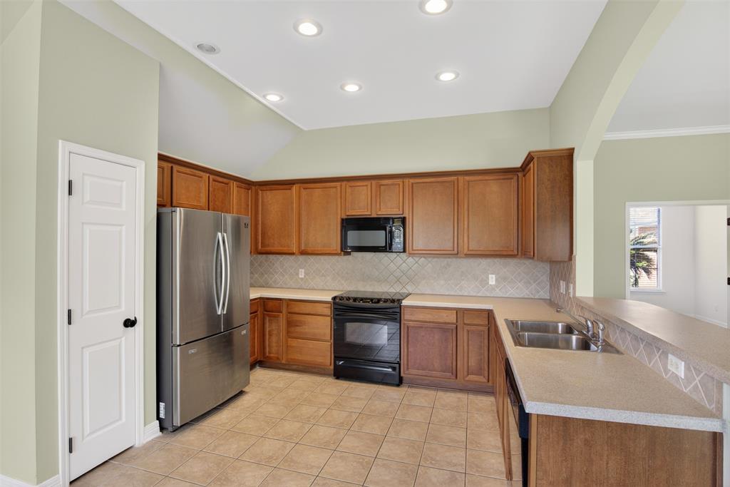 Kings Pointe Sub - Residential