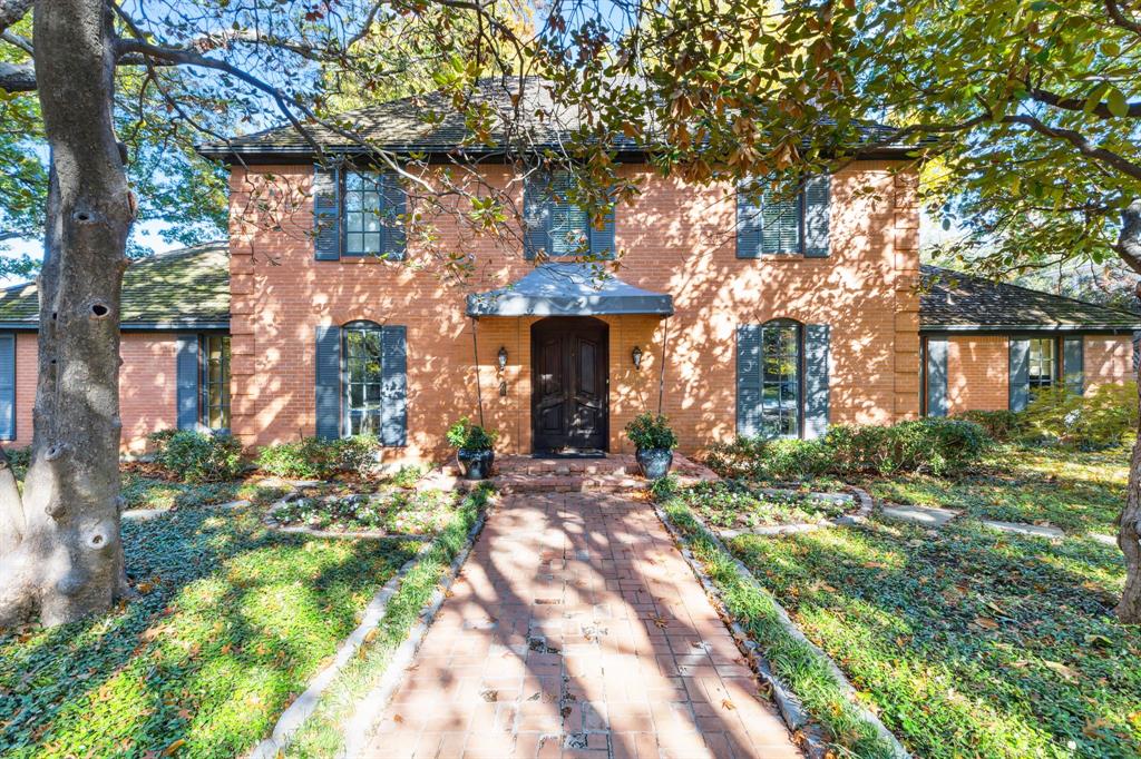 This exceptional property in the heart of Preston Hollow presents a storybook retreat nestled under a canopy of majestic trees. On approach, you'll instantly be drawn to the attractive facade & timeless setting of this home. 6011 Desco Drive offers an exciting opportunity to move right in & enjoy the current charm & thoughtful updates, or add your cosmetic design touches. In addition to nicely appointed formals, spacious family room & tasteful master suite, the first level floor plan allows great flexibility for a home office or two, a guest suite, play room or fitness room. Upstairs, there are three more bedrooms and two full baths. There's ample space throughout for comfortable family living & entertaining. With a spacious layout, classic architecture, desirable location & generous lot size, this home provides endless opportunities for lifestyle customization & enjoyment.