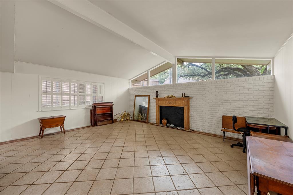 Old Oaks - Residential