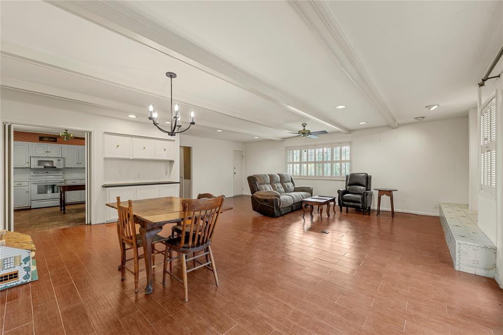Old Oaks - Residential