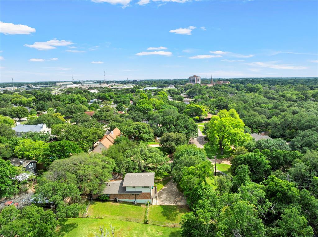 Old Oaks - Residential