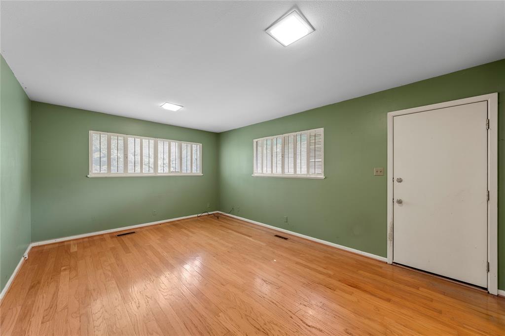 Old Oaks - Residential