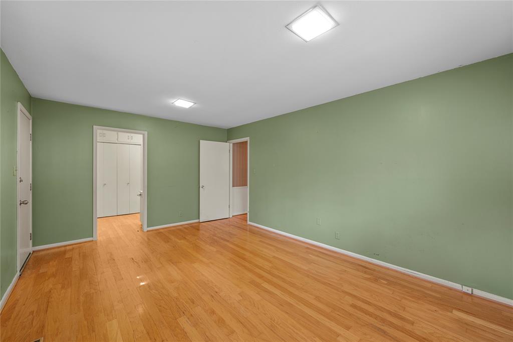 Old Oaks - Residential