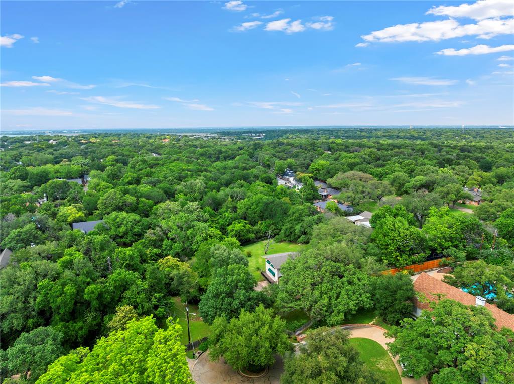 Old Oaks - Residential