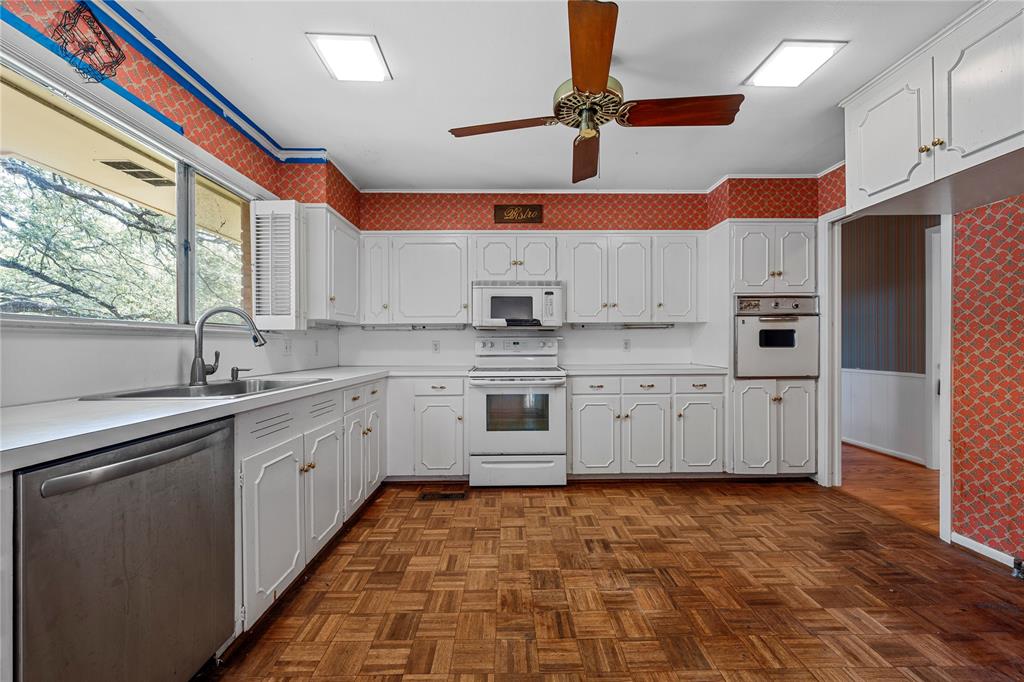 Old Oaks - Residential