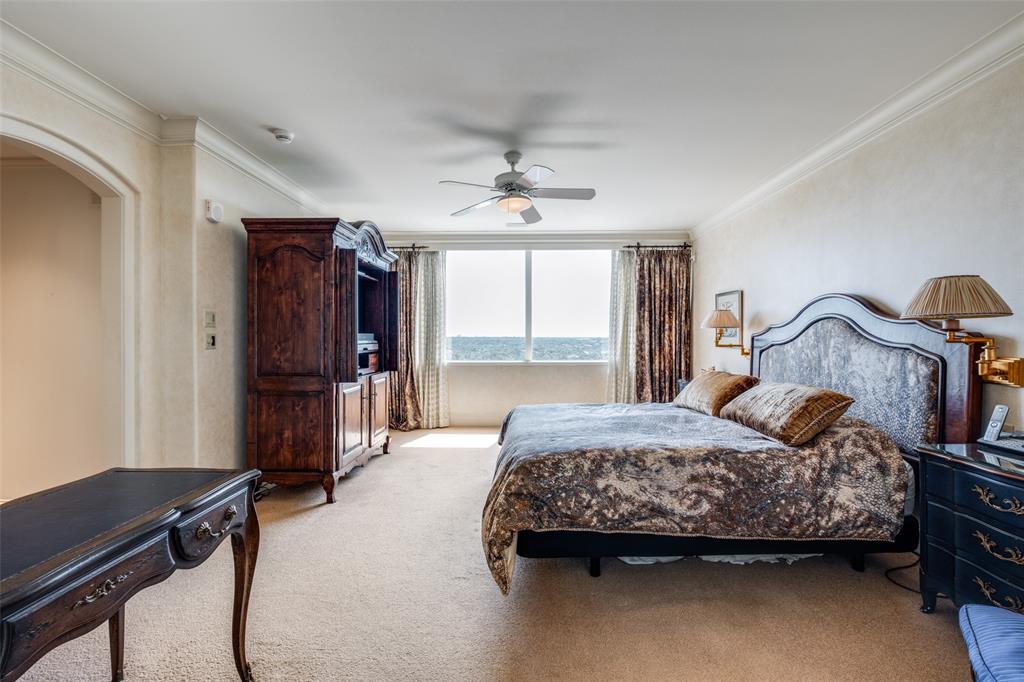 BONAVENTURE CONDOS - Residential