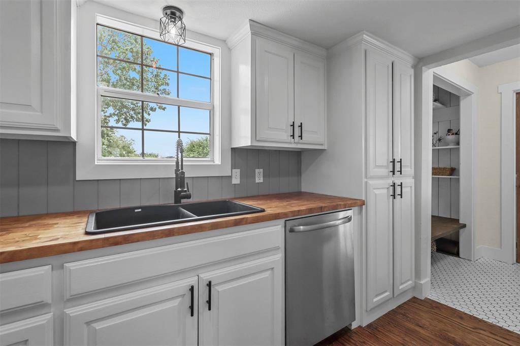 Hunt Thomas - Residential