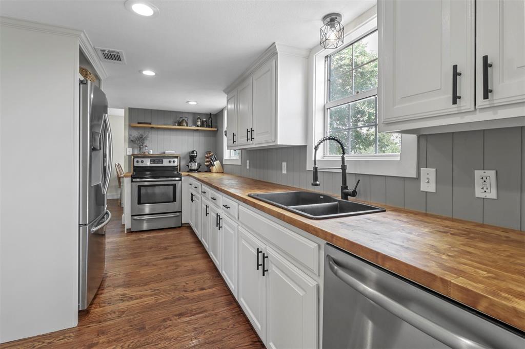 Hunt Thomas - Residential