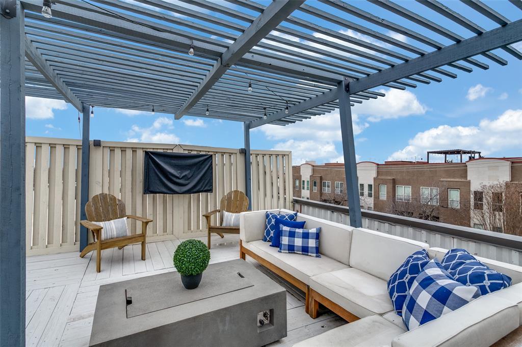 Versaille Condo - Residential Income