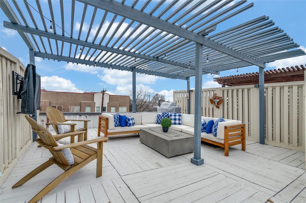 Versaille Condo - Residential Income