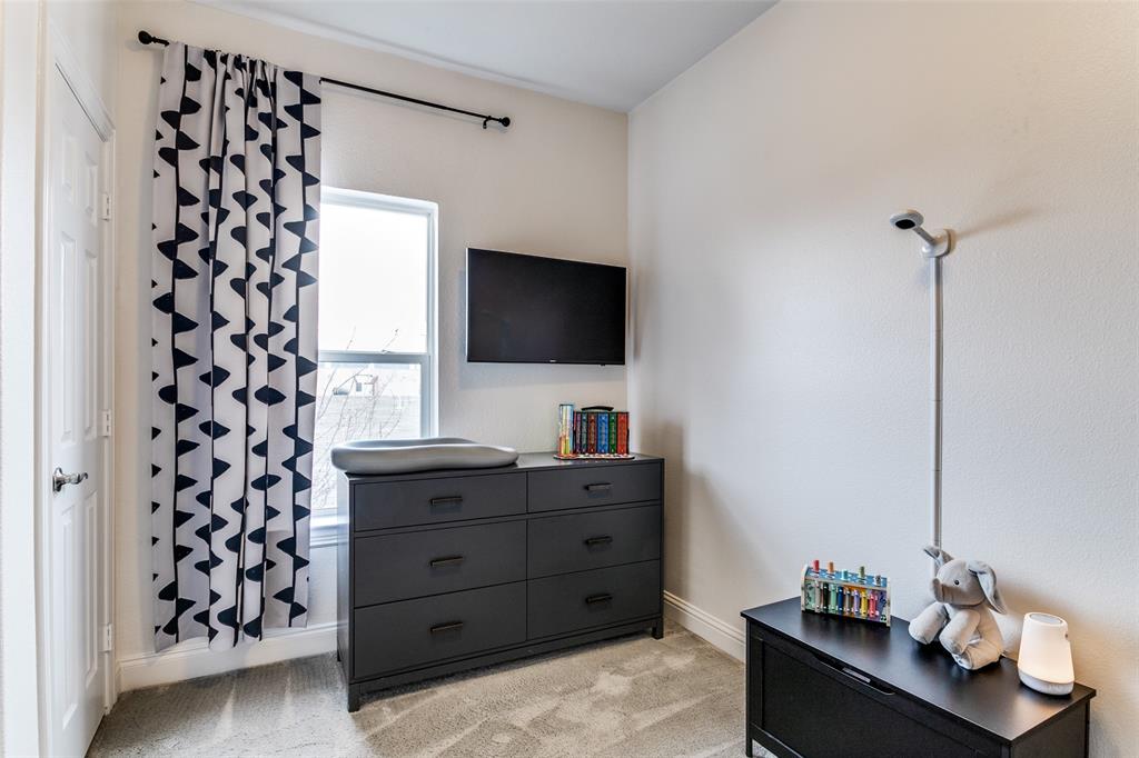 Versaille Condo - Residential Income