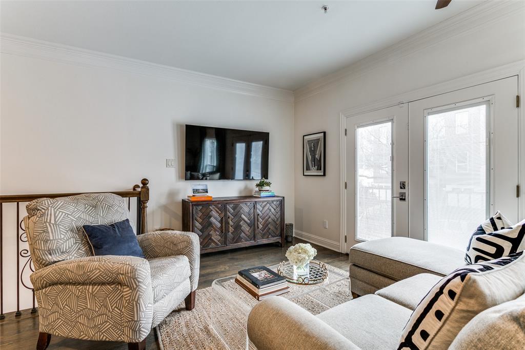 Versaille Condo - Residential Income