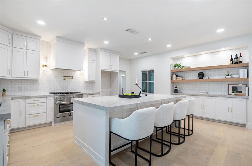 Midway Hollow Estates - Residential