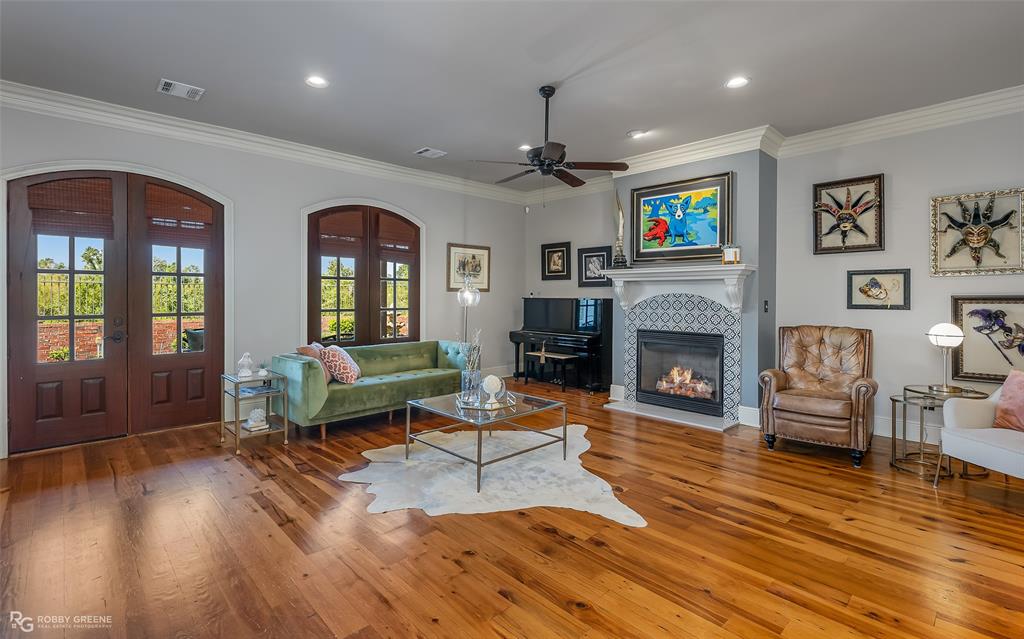 Island Park - Residential