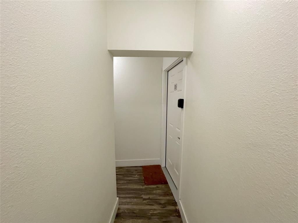 Dallas Land & Loan Cos Add 03 - Residential Lease
