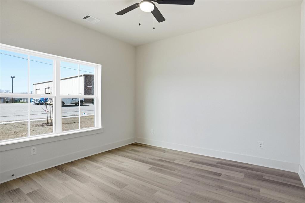 Railroad Ave Add - Residential