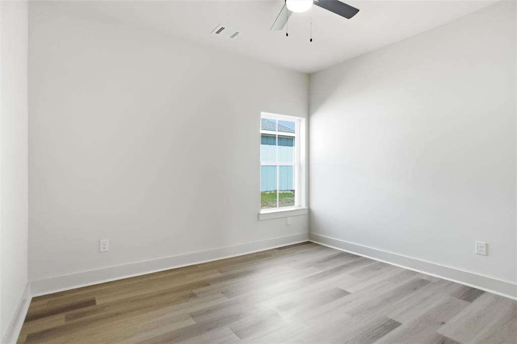 Railroad Ave Add - Residential