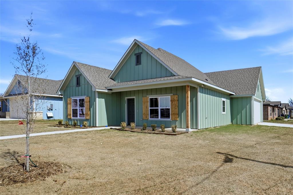 Railroad Ave Add - Residential